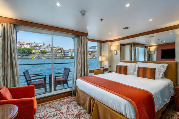 Amawaterways AmaVida A & B Stateroom Bedroom 3 ©Bruno Barreira & Amawaterways.jpeg